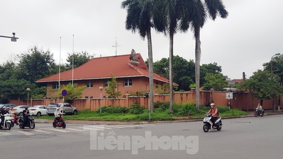 Cò đất tung chiêu trò, “chém gió” bất động sản đang sốt bất chấp Covid-19 - 4 Cò đất tung chiêu trò, “chém gió” bất động sản đang sốt bất chấp Covid-19 - 4