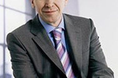 Thủ tướng tương lai Bỉ hát nhầm Quốc ca Pháp