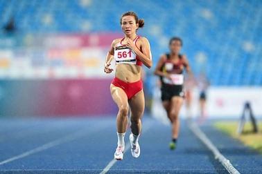 Nguyễn Thị Oanh phải tranh 2 HCV trong… 20 phút