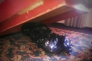 Khách ở chung với xác chết dưới gầm giường khách sạn một tuần mà không hay biết