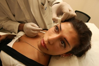 Li-băng - “kinh đô dao kéo” mới của vùng đất nóng 