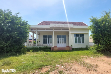 Công trình tiền tỷ "cửa đóng then cài" vì không có sản phẩm trưng bày