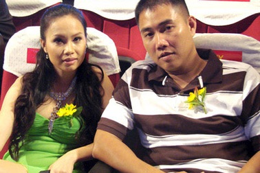 Cẩm Ly được “ông xã” hỗ trợ làm live show mới