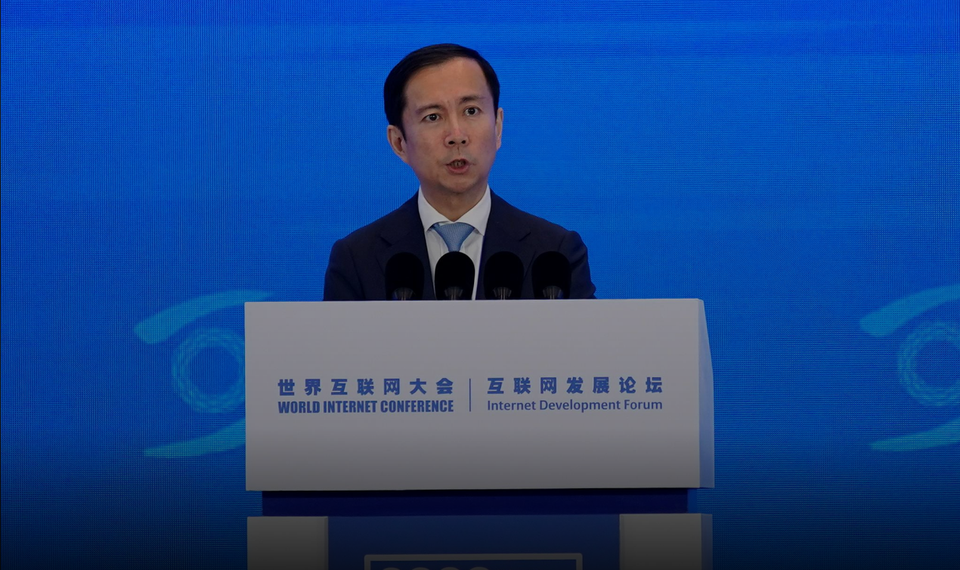 CEO Alibaba hết lời khen dự thảo của Trung Quốc sau vụ IPO Ant bị chặn - 1 CEO Alibaba hết lời khen dự thảo của Trung Quốc sau vụ IPO Ant bị chặn - 1