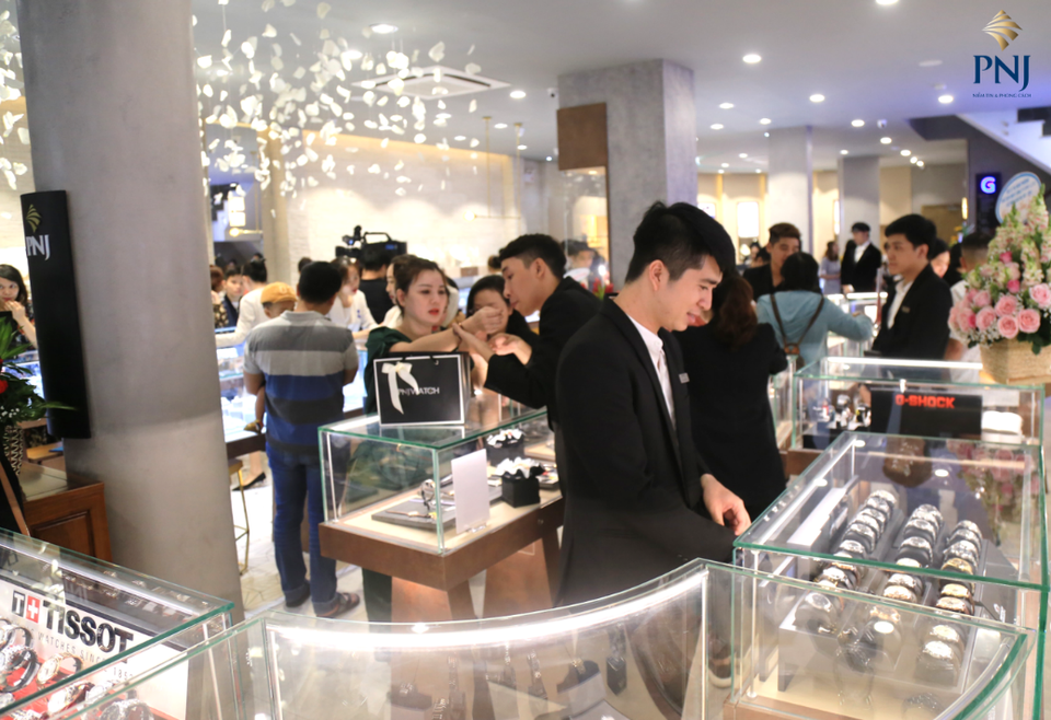 Đi tìm phong cách mua sắm khác biệt của Millennials Việt - 2 Đi tìm phong cách mua sắm khác biệt của Millennials Việt - 2