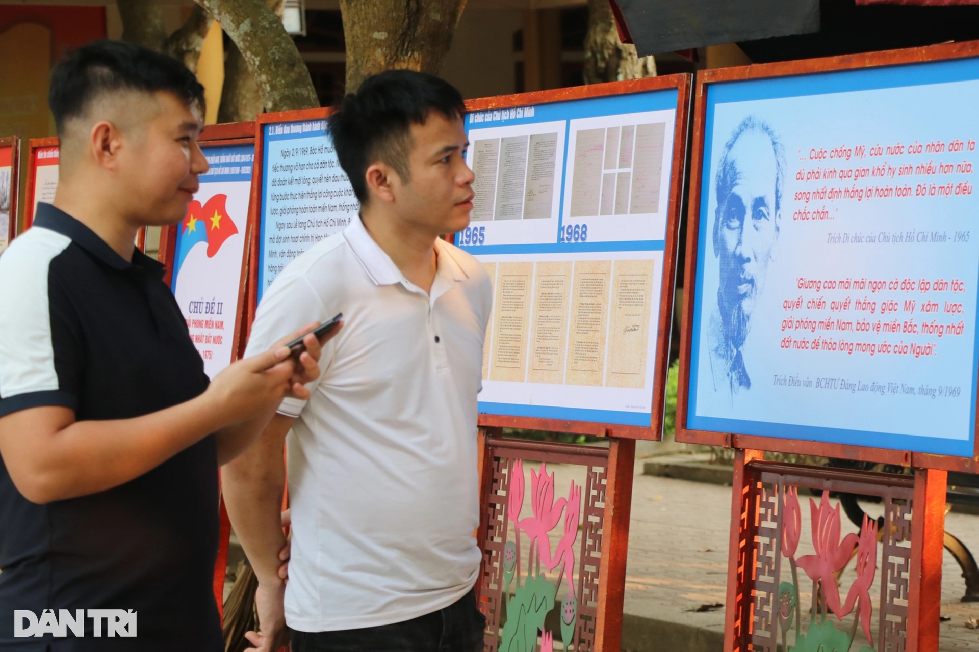 Lần đầu về thăm quê Bác Hồ, tôi thấy gần gũi và xúc động vô cùng - 9 Lần đầu về thăm quê Bác Hồ, tôi thấy gần gũi và xúc động vô cùng - 9
