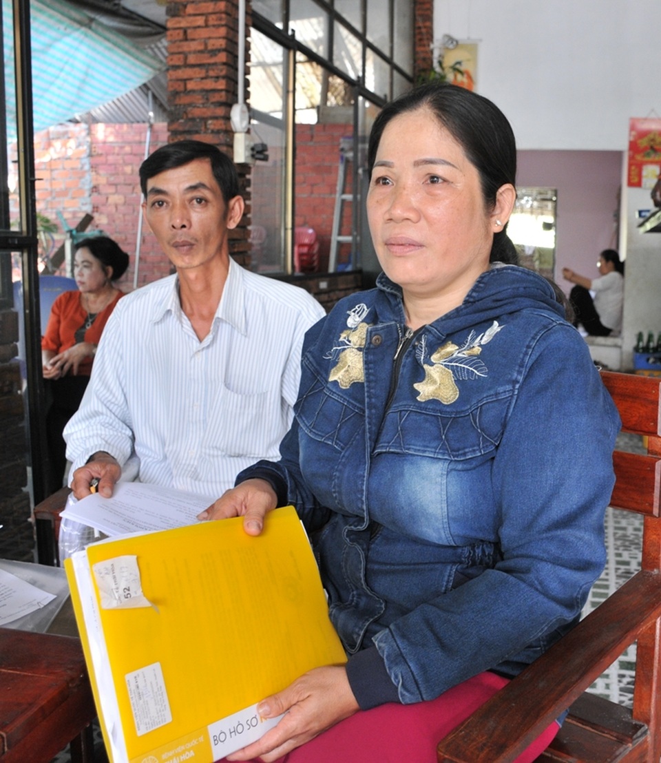 Đồng Tháp: Chuyển 16 thửa đất trong 1 ngày… nhanh bất thường! - 6 Đồng Tháp: Chuyển 16 thửa đất trong 1 ngày… nhanh bất thường! - 6