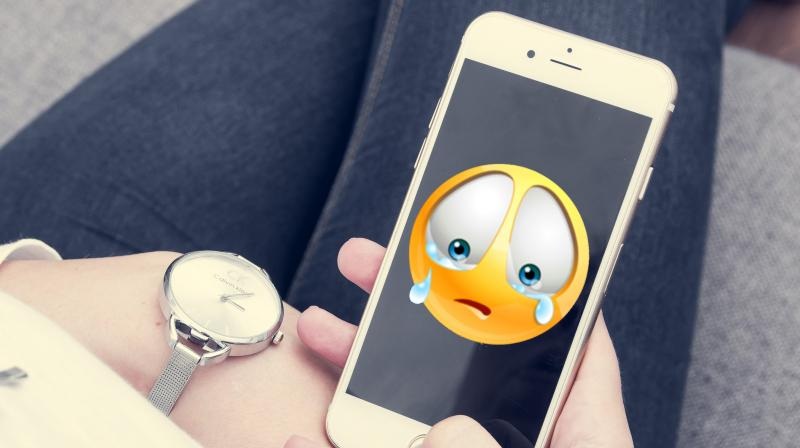 Không có chiếc smartphone nào tồn tại và gắn bó với người dùng mãi mãi, bạn sẽ phải đối mới smartphone của mình khi đến thời điểm thích hợp (Ảnh: ANS). Không có chiếc smartphone nào tồn tại và gắn bó với người dùng mãi mãi, bạn sẽ phải đối mới smartphone của mình khi đến thời điểm thích hợp (Ảnh: ANS).