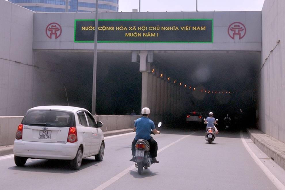 Hà Nội sửa chữa hầm Kim Liên trong 30 ngày, phương tiện đi lộ trình nào? - 1 Hà Nội sửa chữa hầm Kim Liên trong 30 ngày, phương tiện đi lộ trình nào? - 1