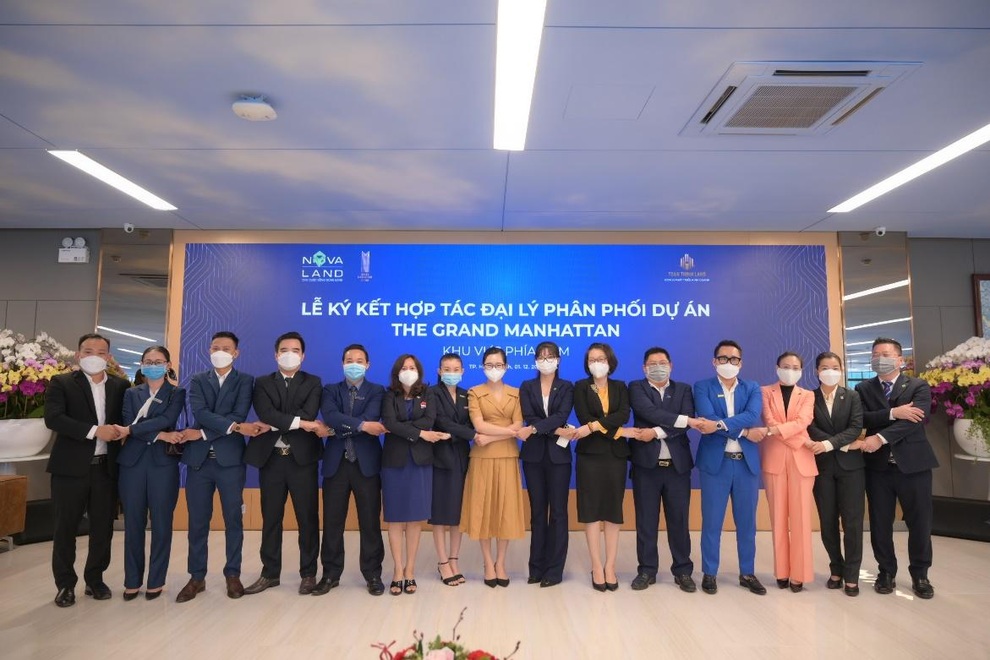 Doanh nghiệp hội tụ tại lễ ký kết hợp tác phân phối The Grand Manhattan ở phía Nam - 1 Doanh nghiệp hội tụ tại lễ ký kết hợp tác phân phối The Grand Manhattan ở phía Nam - 1