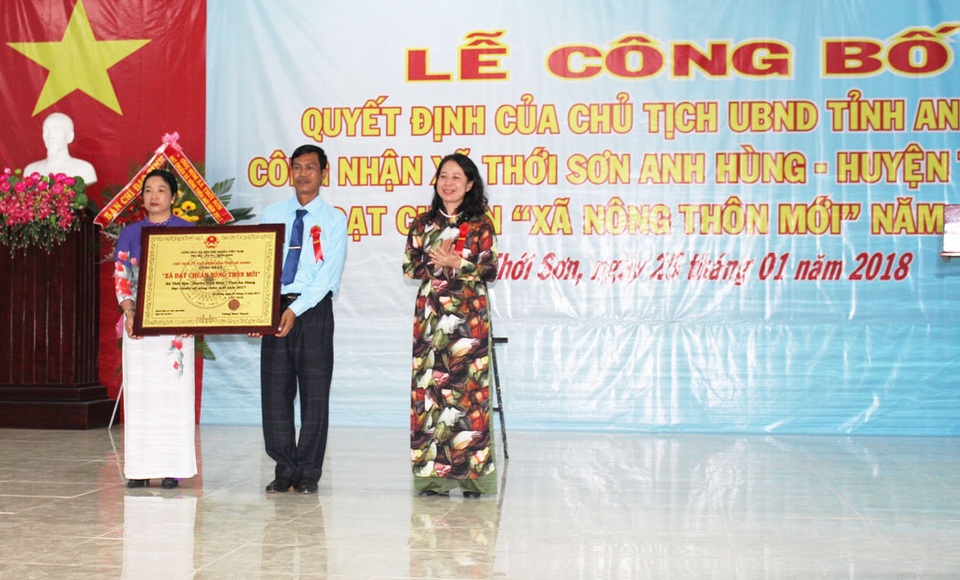 Xây dựng Nông thôn mới ở huyện biên giới: Cần sự đồng lòng! - 1 Xây dựng Nông thôn mới ở huyện biên giới: Cần sự đồng lòng! - 1
