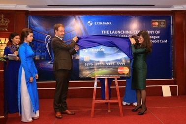 Ngân hàng nghĩ ra trăm phương nghìn kế để phục vụ “thượng đế”