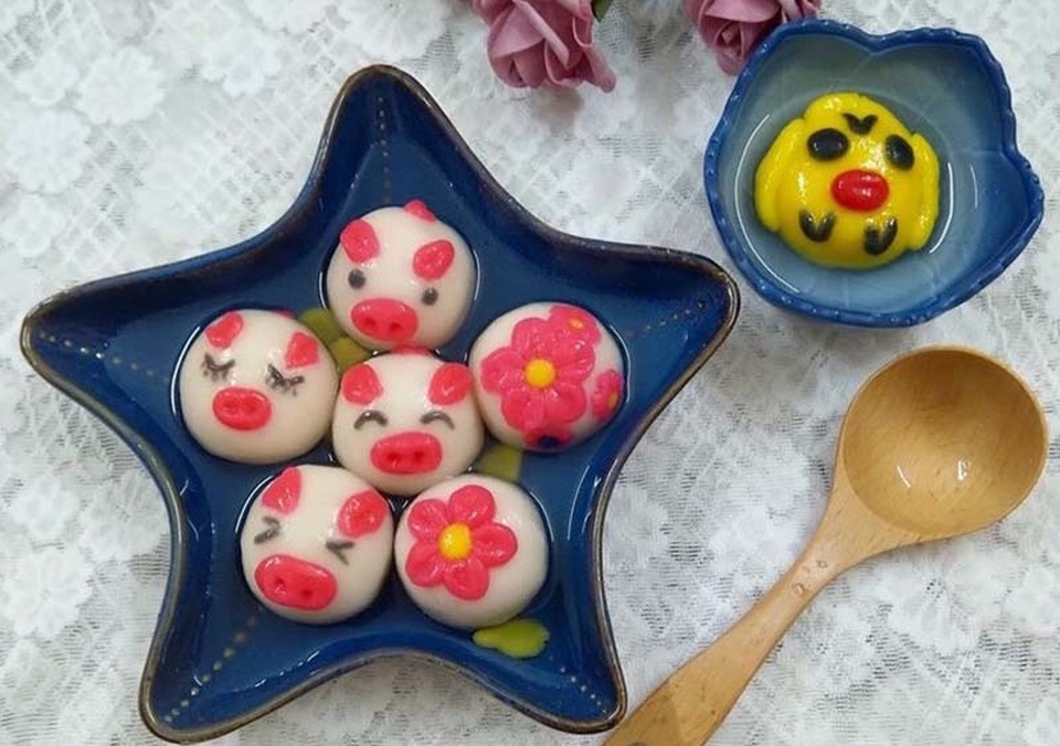 Bánh trôi thú cưng nhân trứng muối, hàng lạ gây sốt Tết Hàn thực - 1 Bánh trôi thú cưng nhân trứng muối, hàng lạ gây sốt Tết Hàn thực - 1