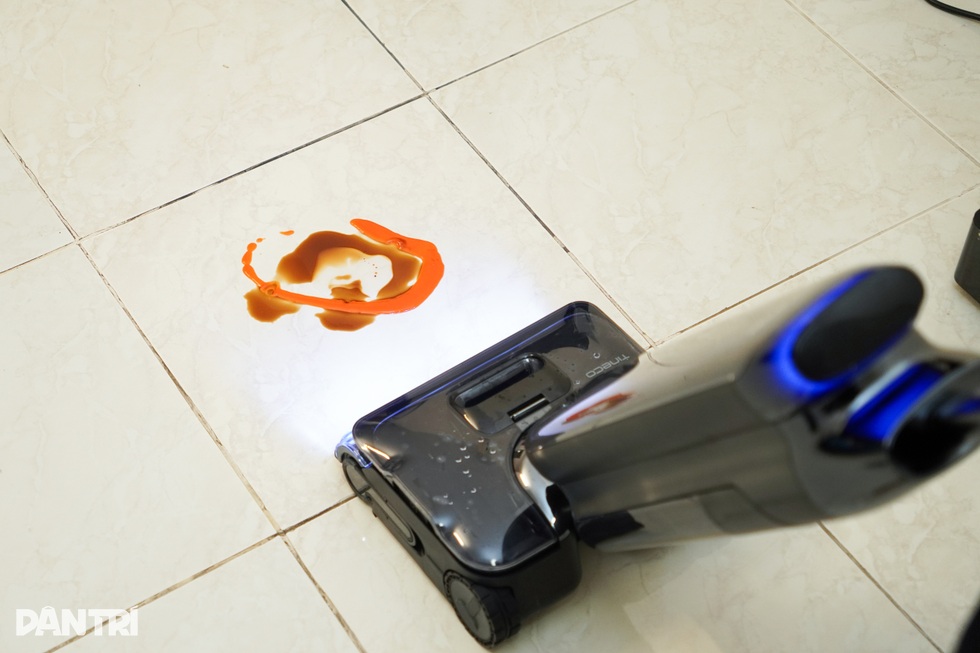 Trải nghiệm máy hút bụi lau nhà cầm tay tích hợp AI, dùng hơi nước nóng - 30 Trải nghiệm máy hút bụi lau nhà cầm tay tích hợp AI, dùng hơi nước nóng - 30