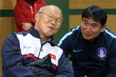 HLV U23 Hàn Quốc khen U23 Việt Nam, chê hàng công đội nhà