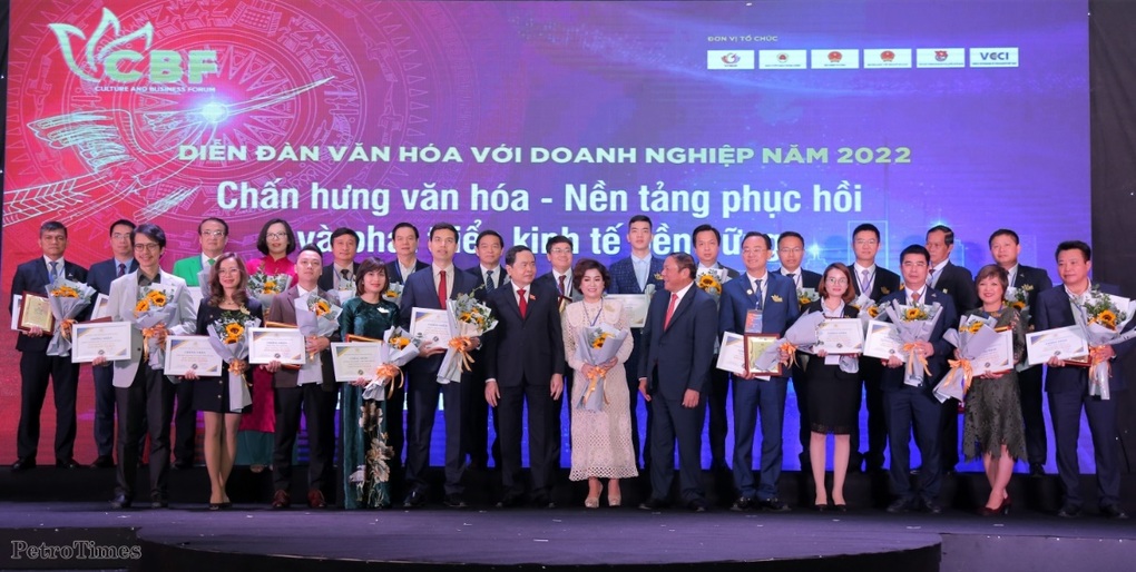 6 công ty dầu khí là Doanh nghiệp đạt chuẩn văn hóa kinh doanh Việt Nam năm 2022 - 1 6 công ty dầu khí là Doanh nghiệp đạt chuẩn văn hóa kinh doanh Việt Nam năm 2022 - 1