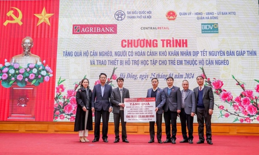 Agribank và truyền thống Ngân hàng vì cộng đồng - 1 Agribank và truyền thống Ngân hàng vì cộng đồng - 1