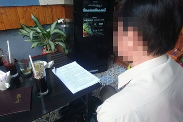 Hiệu phó vô tình để lộ ảnh “nóng” cá nhân, hiệu trưởng trình báo công an