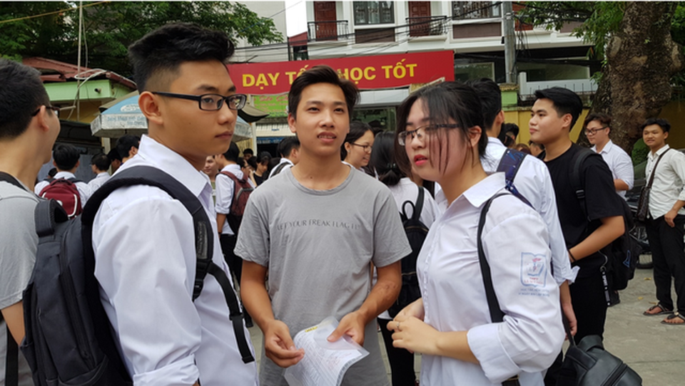 Lùi thi THPT quốc gia: Bộ Giáo dục tăng cường siết chặt chống gian lận thi - 1 Lùi thi THPT quốc gia: Bộ Giáo dục tăng cường siết chặt chống gian lận thi - 1