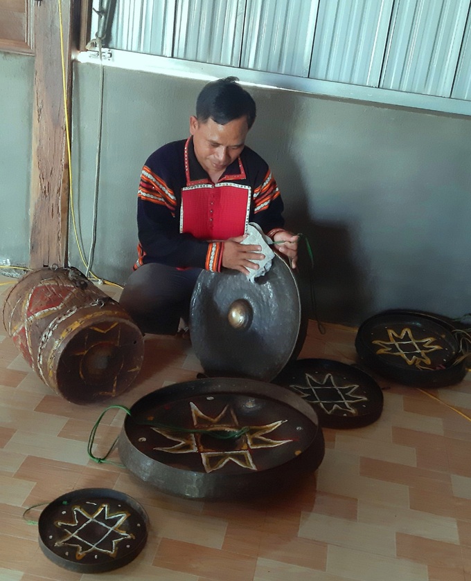 Trưởng buôn thuê đất trồng màu gây quỹ bảo tồn văn hóa - Ảnh 3. Trưởng buôn thuê đất trồng màu gây quỹ bảo tồn văn hóa - Ảnh 3.