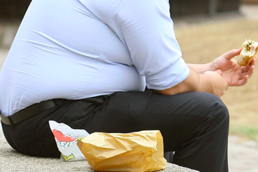 Chỉ ngồi bàn giấy ngần này thời gian cũng đủ "gieo mầm" đái tháo đường