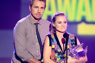  “Người ăn chay quyến rũ nhất” của Mỹ thú nhận ăn... thịt gà