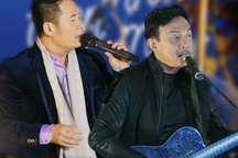 Bằng Kiều "song ca" với cố danh hài Chí Tài, tiết lộ về ca khúc "Em ở đâu"