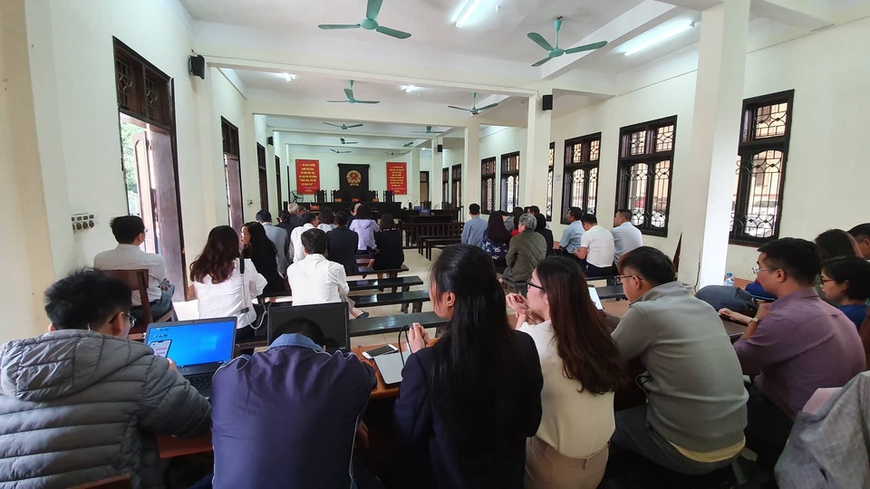 Ông Trương Minh Tuấn vắng mặt, hoãn phiên tòa xử thuộc cấp - 4 Ông Trương Minh Tuấn vắng mặt, hoãn phiên tòa xử thuộc cấp - 4