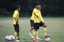 Hậu vệ Malaysia: “Tuyển Việt Nam xứng đáng có hai bàn tại Bukit Jalil”