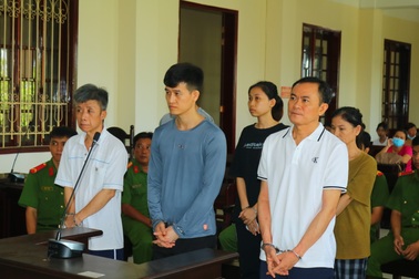 Chủ mưu nhóm cán bộ đăng kiểm nhận hối lộ ở Đồng Tháp lĩnh 29 năm tù