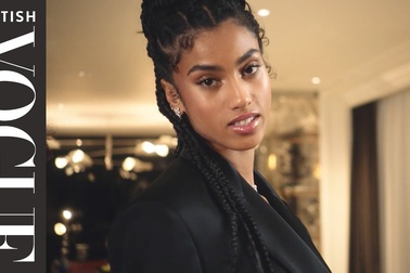 Imaan Hammam xinh đẹp và quyến rũ