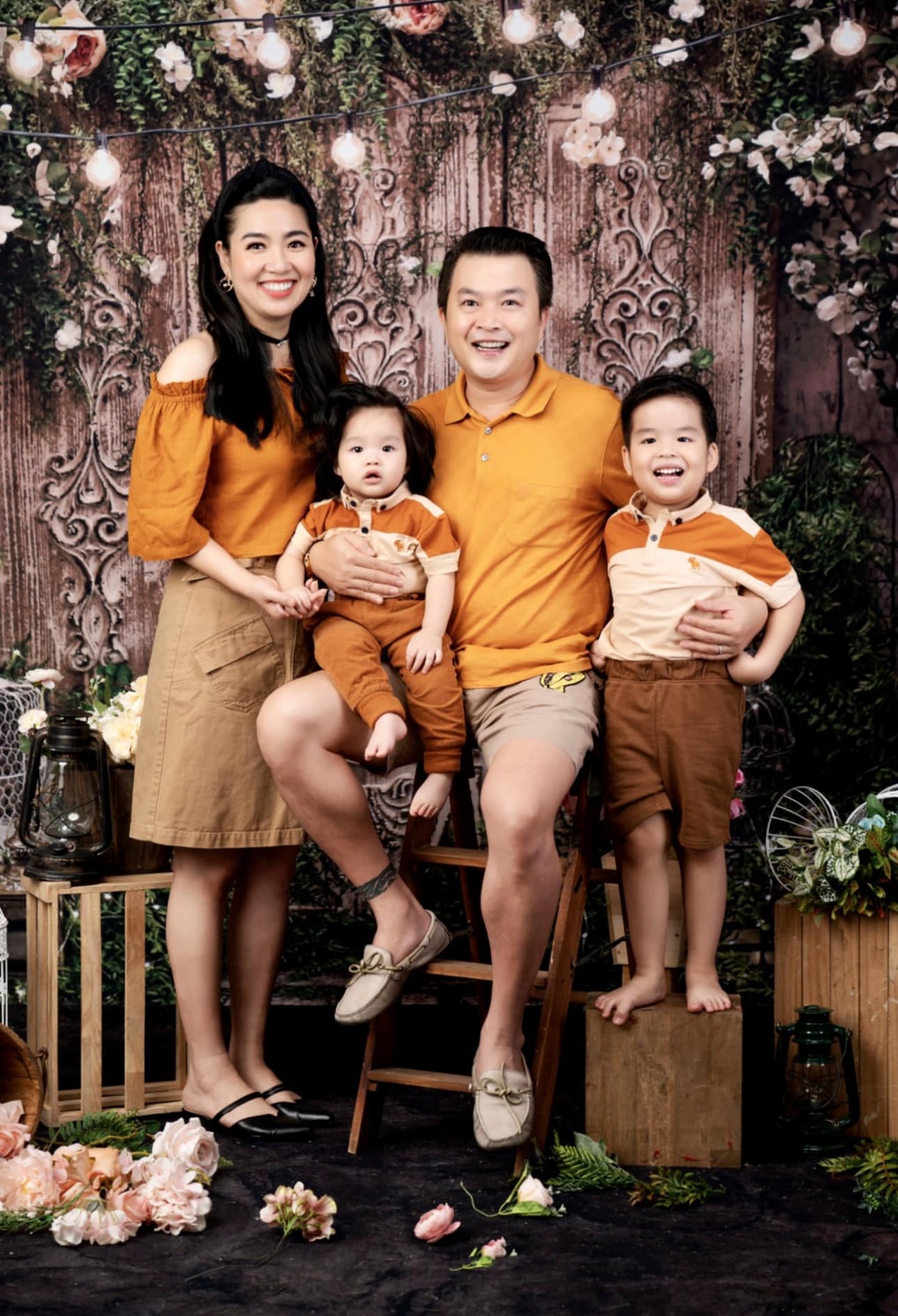 Chồng kém tuổi của Lê Khánh: Lúc công khai yêu nhau, tôi... nhục vô cùng - 2 Chồng kém tuổi của Lê Khánh: Lúc công khai yêu nhau, tôi... nhục vô cùng - 2