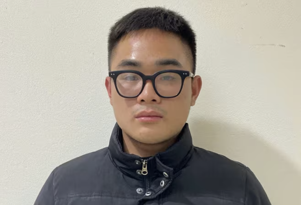 Triệu tập nghi phạm đánh bất tỉnh người đàn ông trên phố ở Hà Nội - 1 Triệu tập nghi phạm đánh bất tỉnh người đàn ông trên phố ở Hà Nội - 1