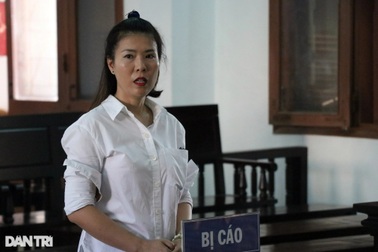 Chia tiền hối lộ đăng kiểm qua nhóm Zalo "Tí tách mỗi ngày"