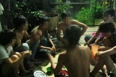 Sinh viên nghỉ lễ: “Chìm” trong nhậu