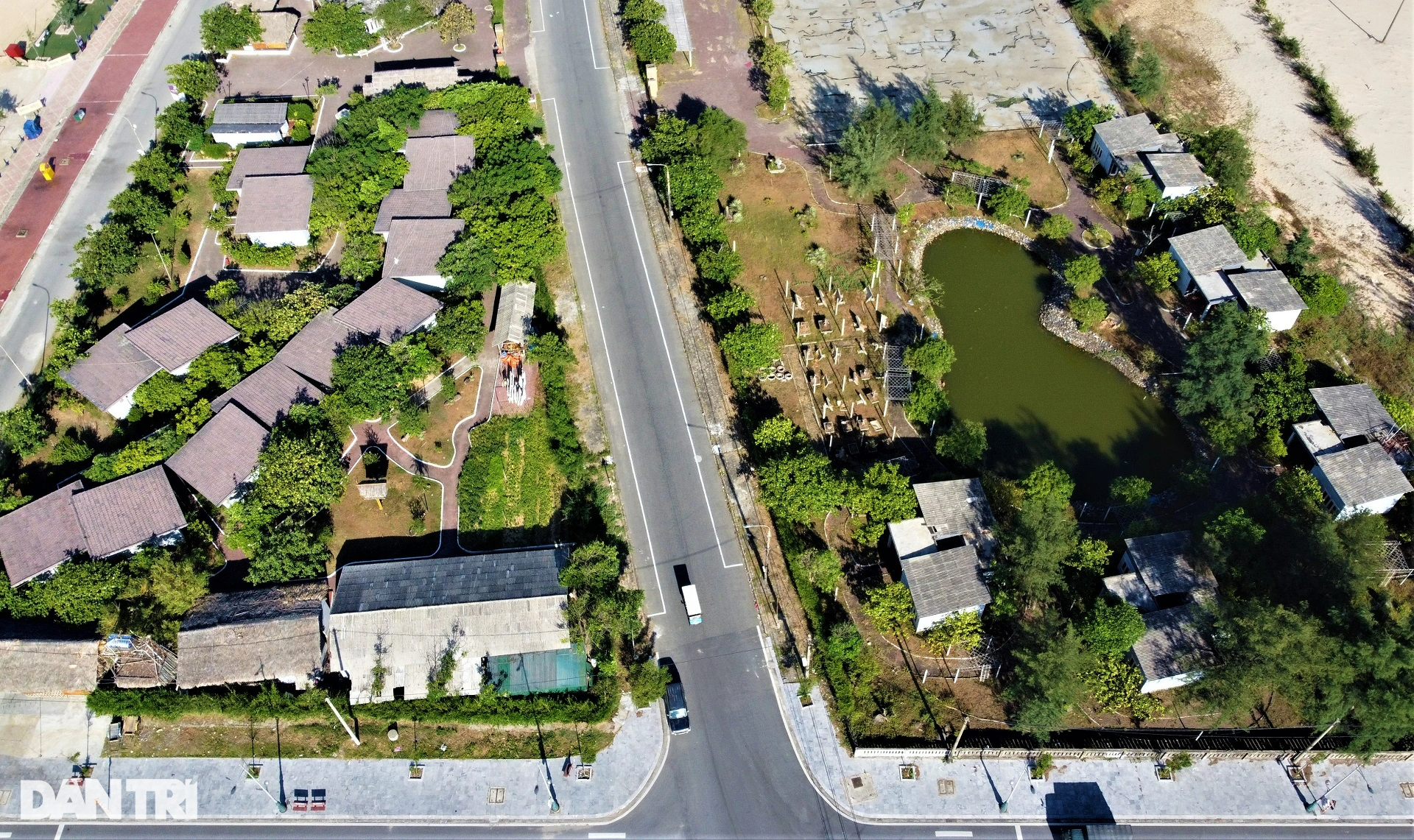 Cảnh nhếch nhác tại khu du lịch trăm tỷ cạnh bãi biển đẹp nhất Hà Tĩnh - 2