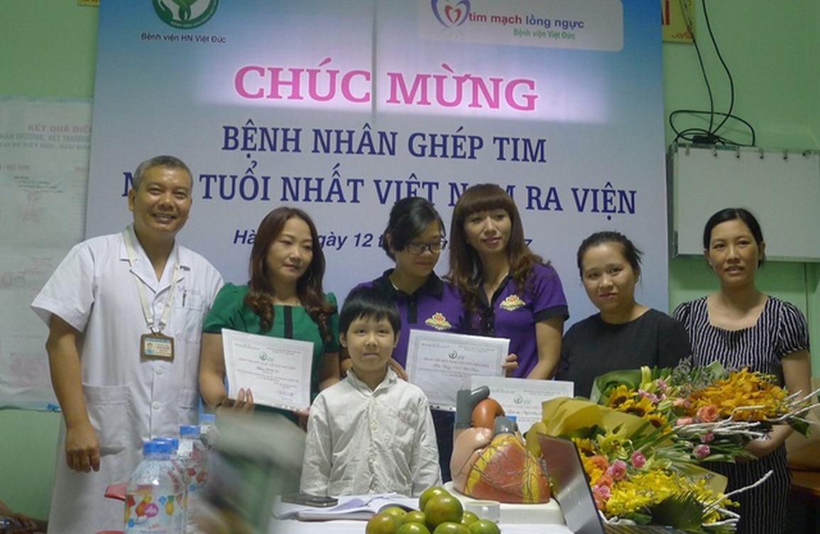 Cậu bé ghép tim nhỏ tuổi nhất Việt Nam: Sự hồi sinh từ bạn đọc Dân trí - 3 Cậu bé ghép tim nhỏ tuổi nhất Việt Nam: Sự hồi sinh từ bạn đọc Dân trí - 3