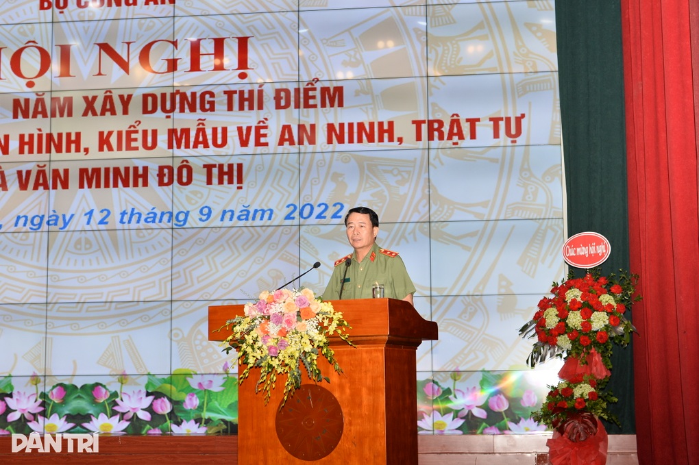 Xây dựng công an phường kiểu mẫu là chủ trương chiến lược lâu dài - 2 Xây dựng công an phường kiểu mẫu là chủ trương chiến lược lâu dài - 2