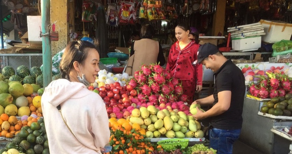 Nhộn nhịp chợ Tết mùng 5 ở Đà Nẵng - 3 Nhộn nhịp chợ Tết mùng 5 ở Đà Nẵng - 3