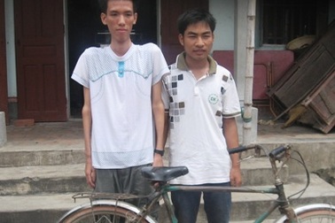 Chiến thắng bệnh tật, “chàng trai da cam” đỗ điểm cao vào ĐH