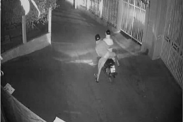 Một nhà hàng bị “khủng bố” nhiều ngày bằng mắm tôm và sơn