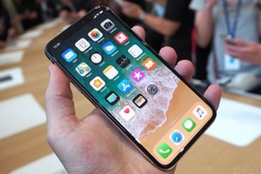 Apple đang phá vỡ định luật kinh tế: Giá iPhone càng cao, nhu cầu lại càng tăng
