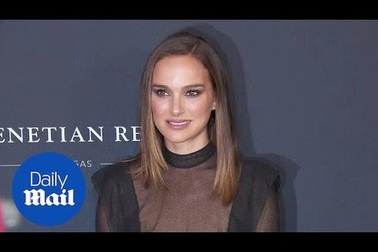 Natalie Portman trẻ trung, thanh lịch