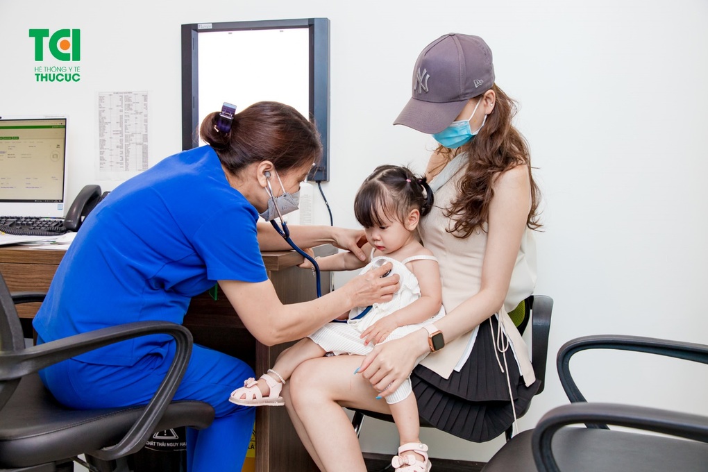 Chủ động tiêm vaccine phòng bệnh truyền nhiễm mùa hè - 1 Chủ động tiêm vaccine phòng bệnh truyền nhiễm mùa hè - 1