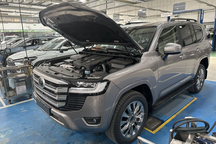 Land Cruiser 2023 nâng cấp trang bị tại Việt Nam, vẫn kèm "lạc" cả tỷ đồng