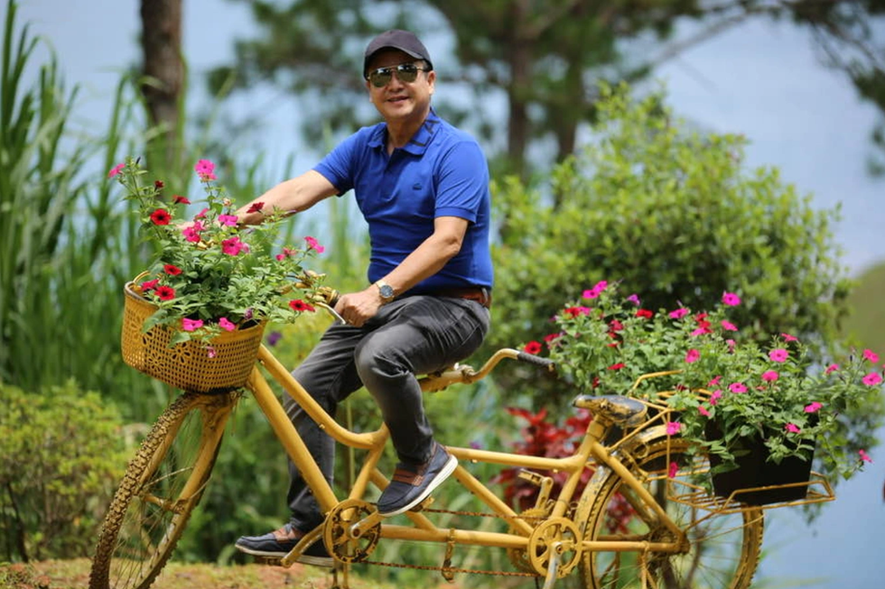 NSƯT Chí Trung 5 năm sau chia tay Ngọc Huyền: Còn nặng tình nên khó làm bạn - 11 NSƯT Chí Trung 5 năm sau chia tay Ngọc Huyền: Còn nặng tình nên khó làm bạn - 11