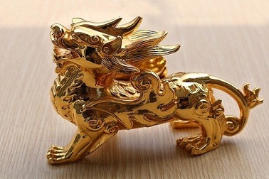 Hốt bạc triệu nhờ hàng loạt các dịch vụ độc, lạ “ăn theo” tháng 7 âm lịch