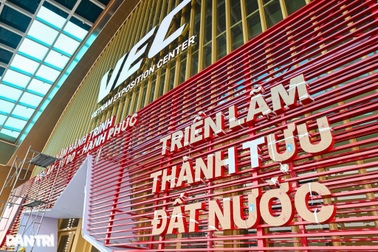 Gần 100 doanh nghiệp tư nhân hội tụ tại khu trưng bày Khởi nghiệp kiến quốc