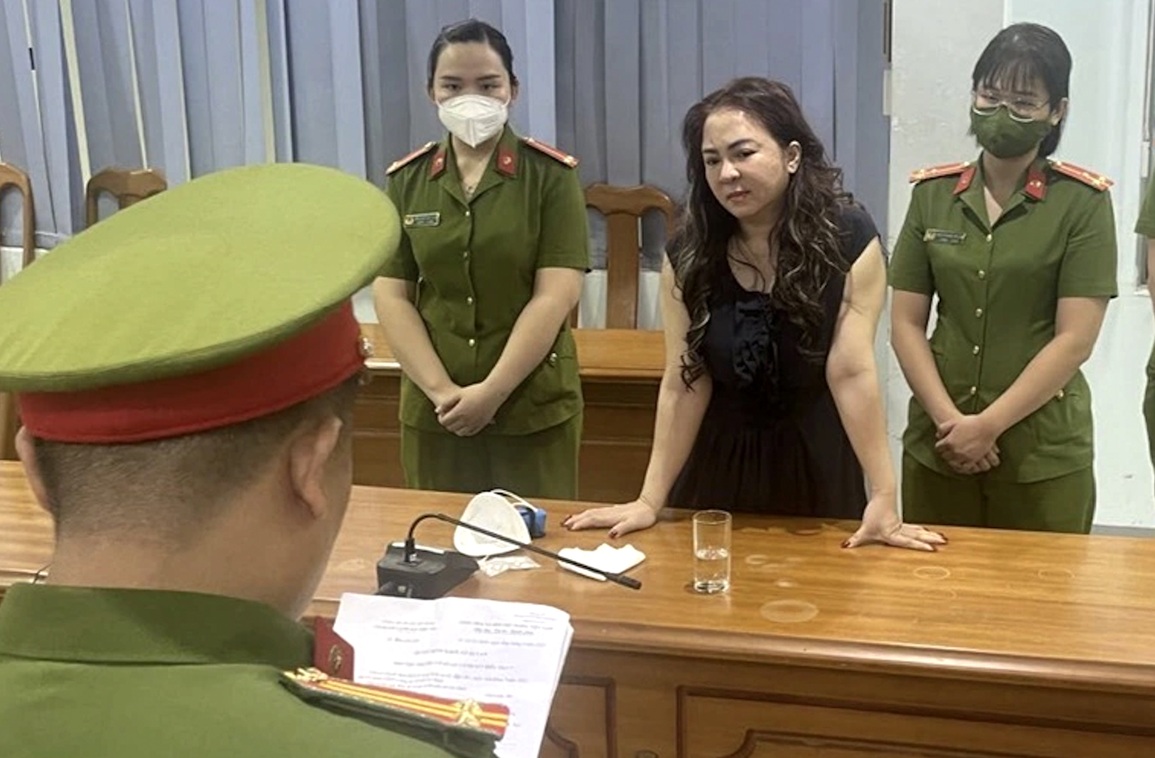 Công an Bình Dương khởi tố vụ án liên quan đến đơn tố giác bà Phương Hằng - 1 Công an Bình Dương khởi tố vụ án liên quan đến đơn tố giác bà Phương Hằng - 1