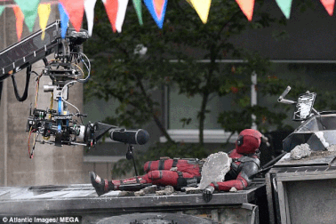 Ryan Reynolds trở lại trường quay sau khi diễn viên đóng thế thiệt mạng